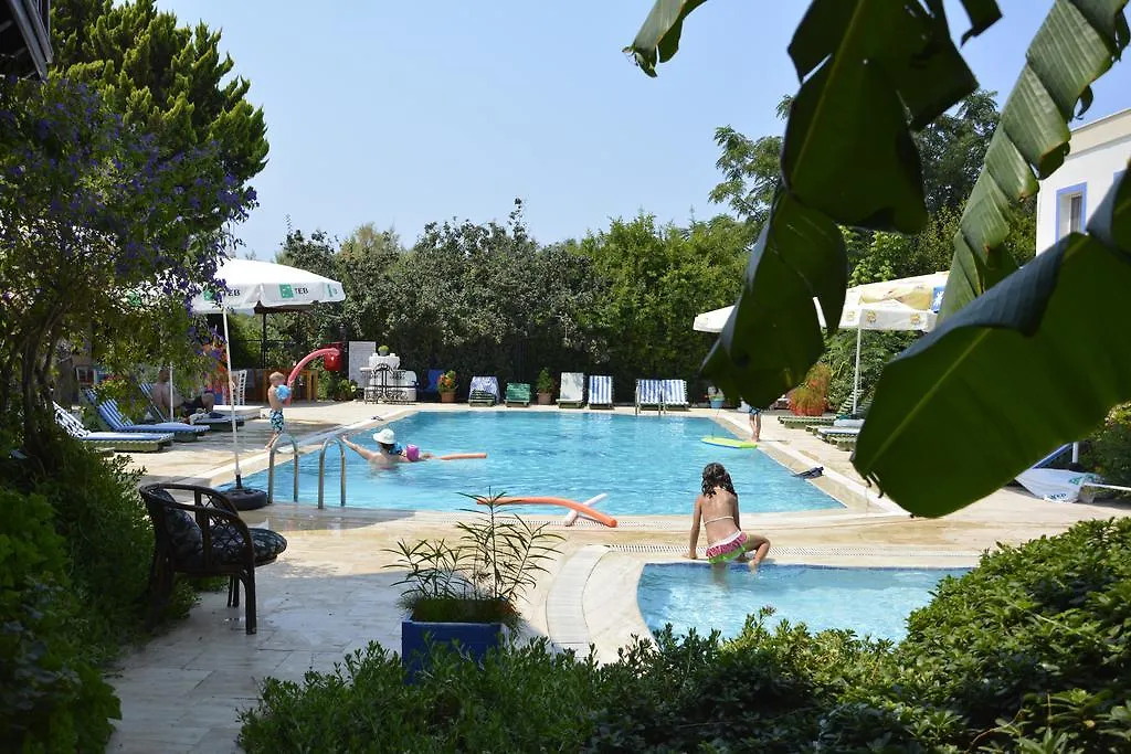 Paradise Garden Apartments Gümüşlük Apartmanhotel